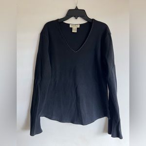 Eddie Bauer black ribbed long-sleeve v-neck T-shirt, size Large.